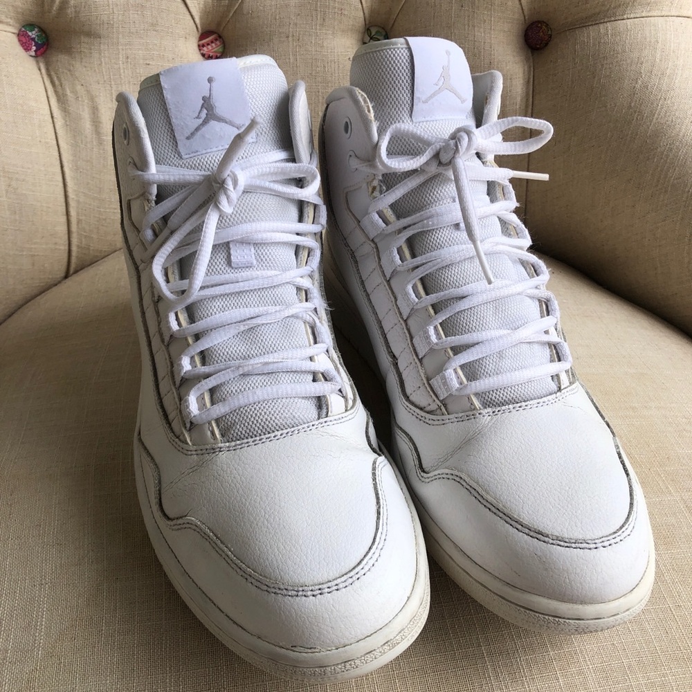 Air Jordan Executive Off-Court - 12